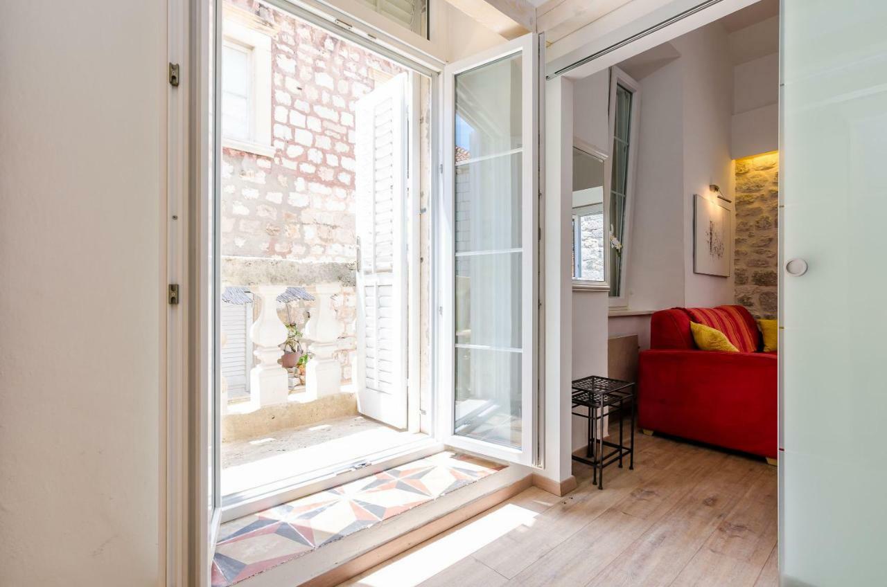 Midtown Apartman *